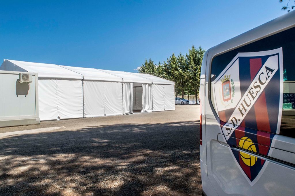 Seguridad en tiempos de la COVID. Carpas para SD Huesca