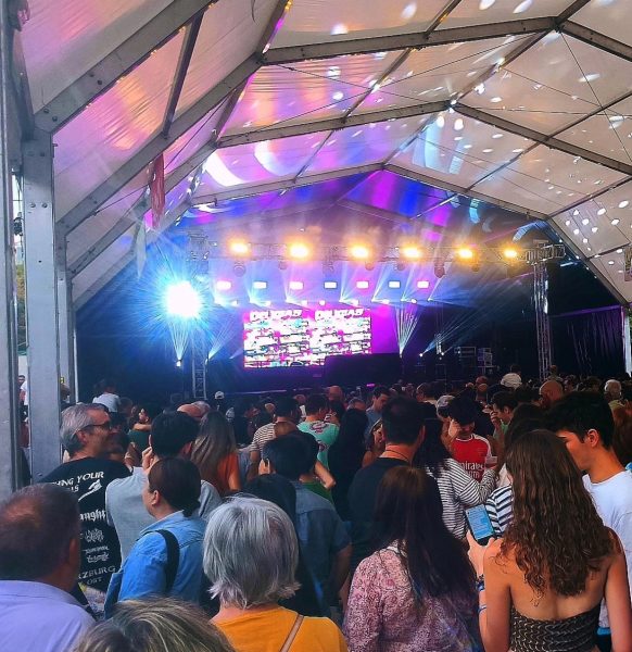 Carpa para fiestas en Delicias: concierto de Leticia Sabater