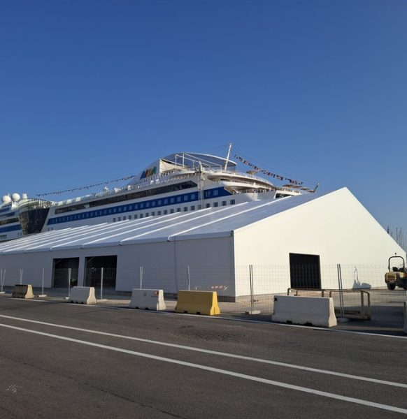 Carpa para el Puerto de Palma de Mallorca